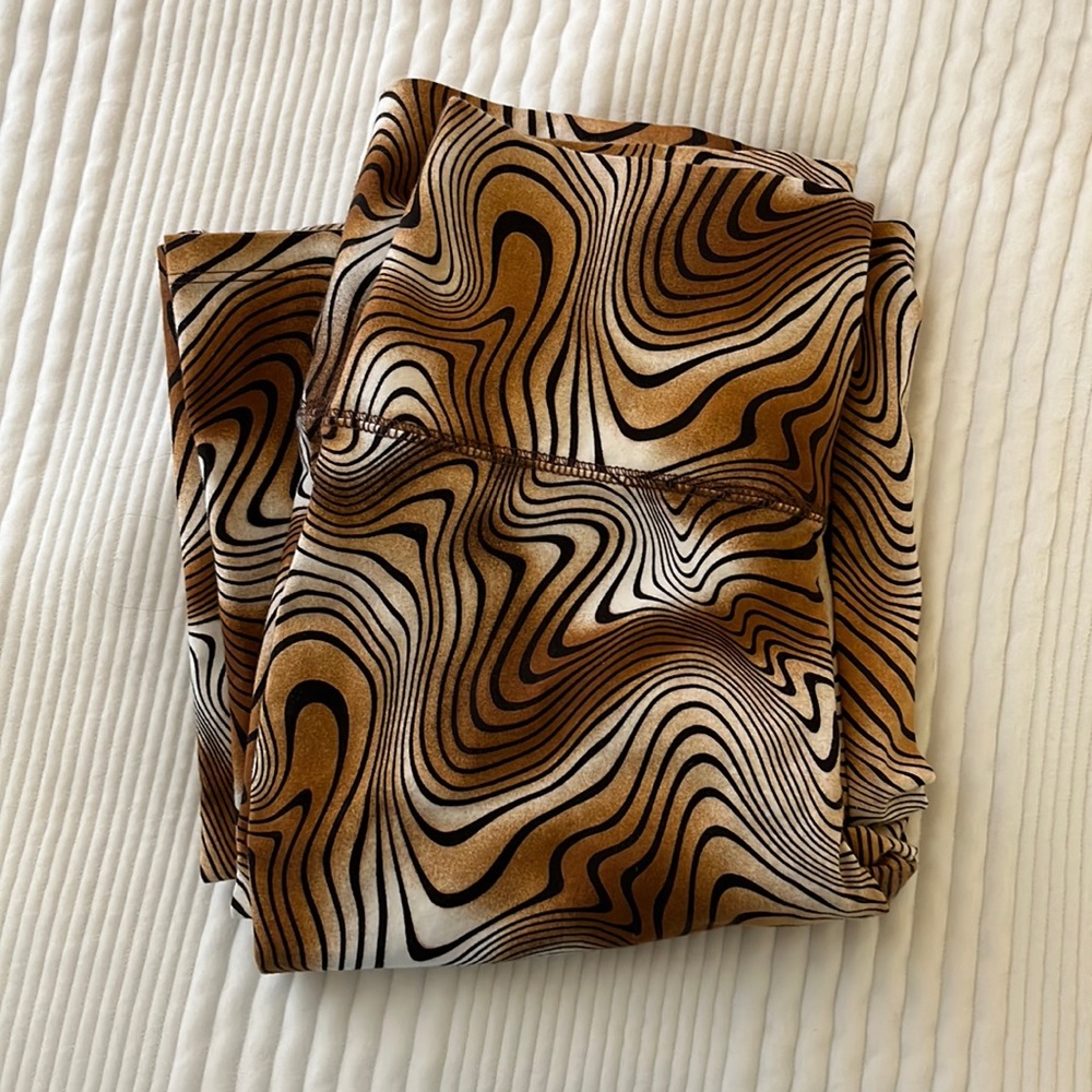 Swirl leggings from Wild Fable
